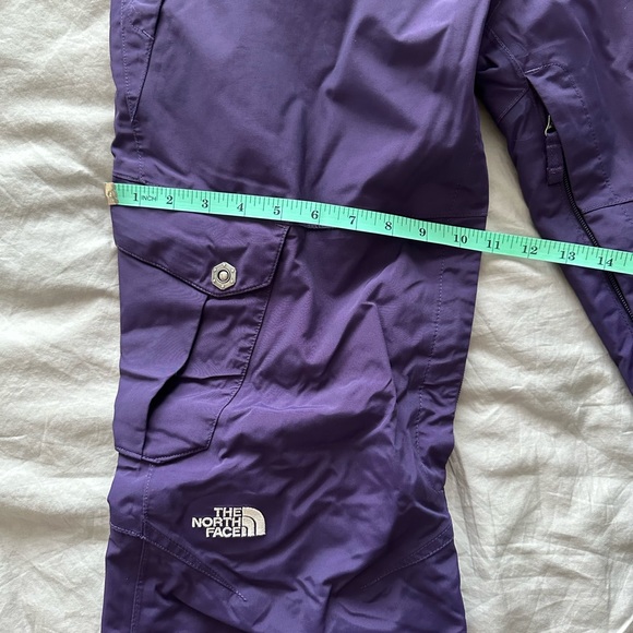 North Face size medium ski pants - Picture 3 of 9